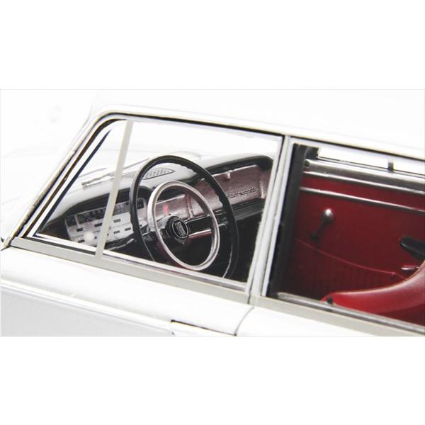 ミニカー 1/18 1961 フィアット 1300 セダン LRM ターコイズブルー色