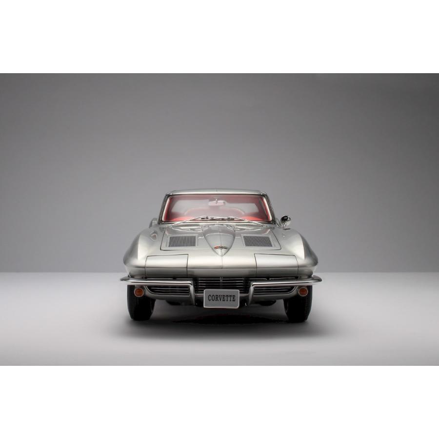 巨大 全長 60cm 20種類以上のギミック装置付き ミニカー 巨大 精密 1/8