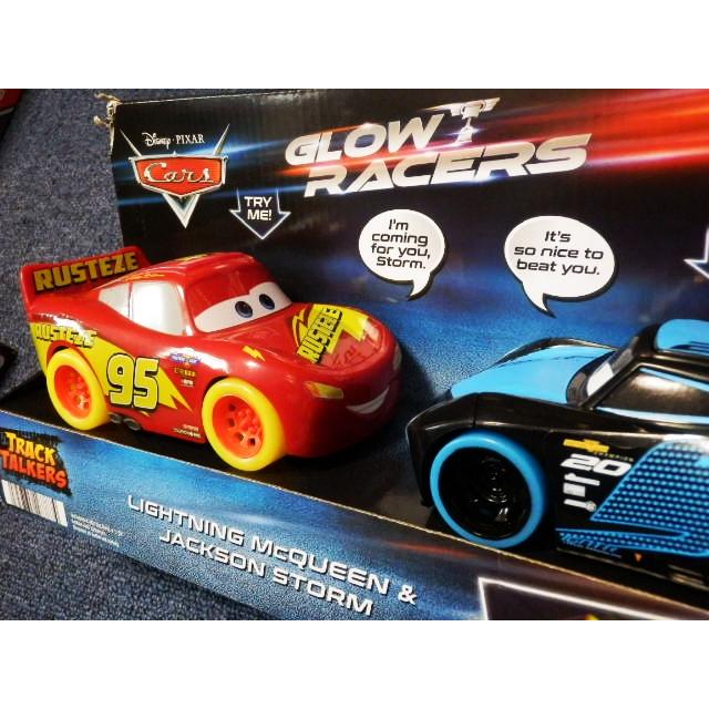 Disney ディズニーカーズ オンザロード ミニカー 暗闇で光る