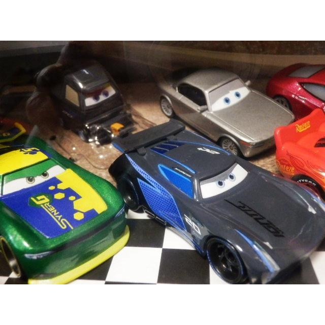 Disney（ディズニー） ディズニーカーズ オンザロード ミニカー 15台