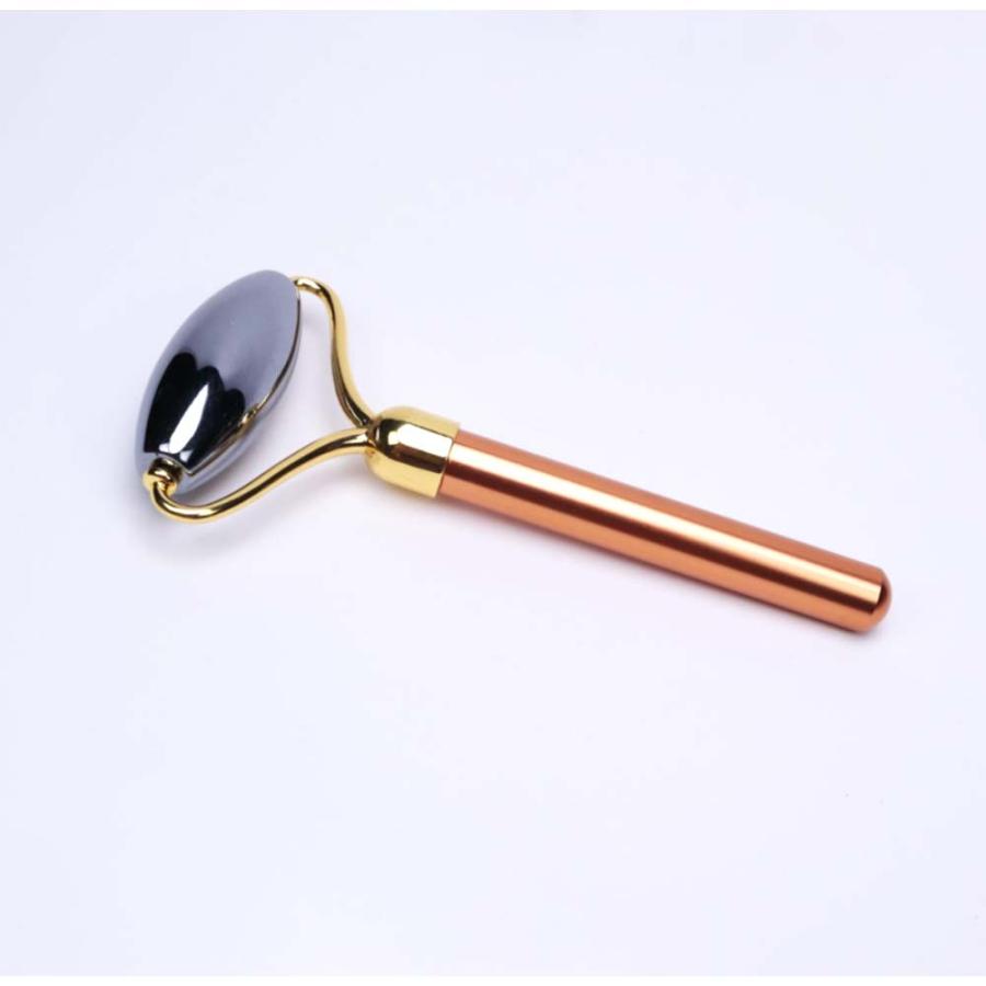 フェイス用リフトローラ　リフトアップ抜群　美容院で愛用した品物です フェイス用リフトローラリフトアップ抜群美容院で愛用した品物です