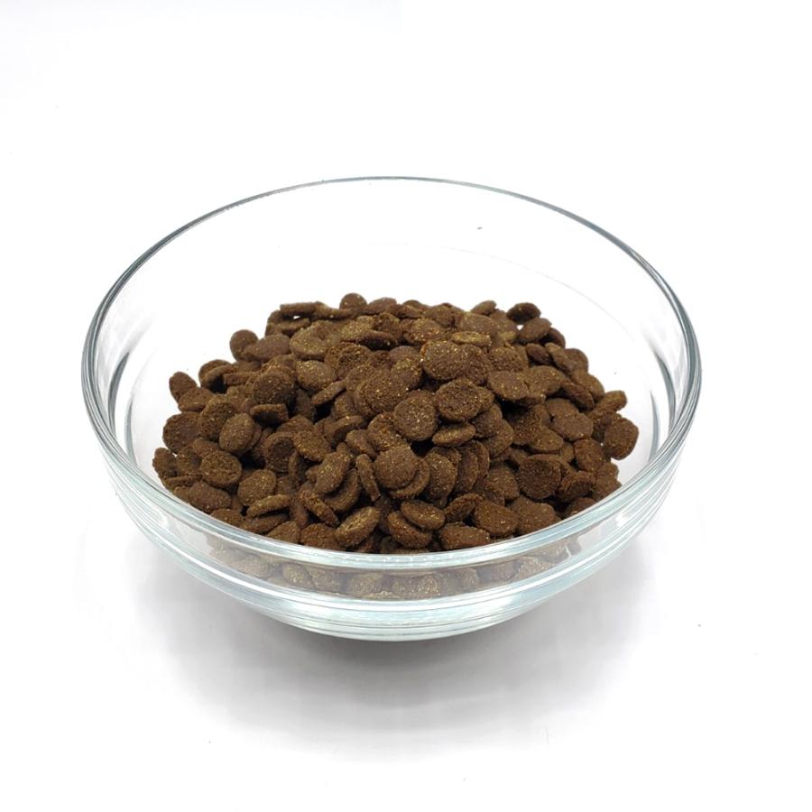 猫用　ニュートライプ　エッセンス　ビーフ＆チキンwithグリーントライプ　200g　キャットフード　NUTRIPE　全年齢対応総合栄養食　ドライフード | NUTRIPE | 09