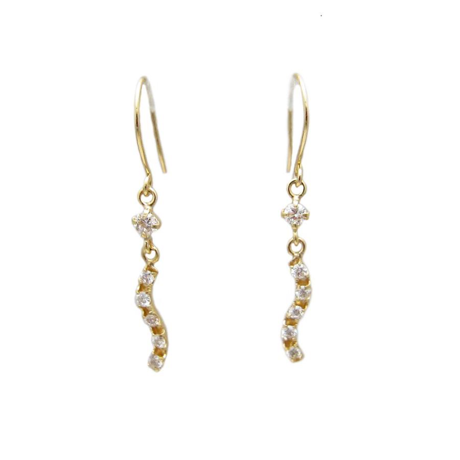 【ギフト込】ダイヤモンドがゆれるシンプルなフックピアス K18YG 楽天市場】【新春初売りセール！15%OFFクーポン！】【1/1(木)0時開始