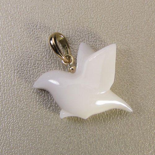 宝石珊瑚のSANSUI 白珊瑚 ペンダント トップ 小鳥 K18YG 無染色 JUNSUI