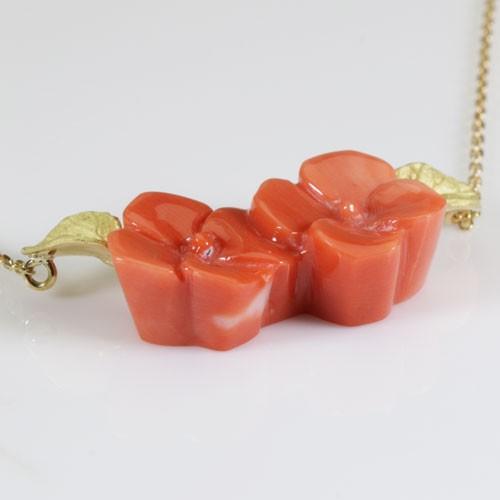 ☆美品☆桃珊瑚３連ネックレス& 大きめなペンダント　希少 宝石珊瑚のSANSUI 桃珊瑚 ペンダント ネックレス 紫陽花 花 K18YG 無