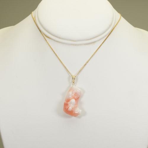 ペンダント 桜 花 桃 珊瑚 スカッチ K18YG 無染色 JUNSUI  珊瑚婚式 3月誕生石 ラッピング無料 送料無料の画像