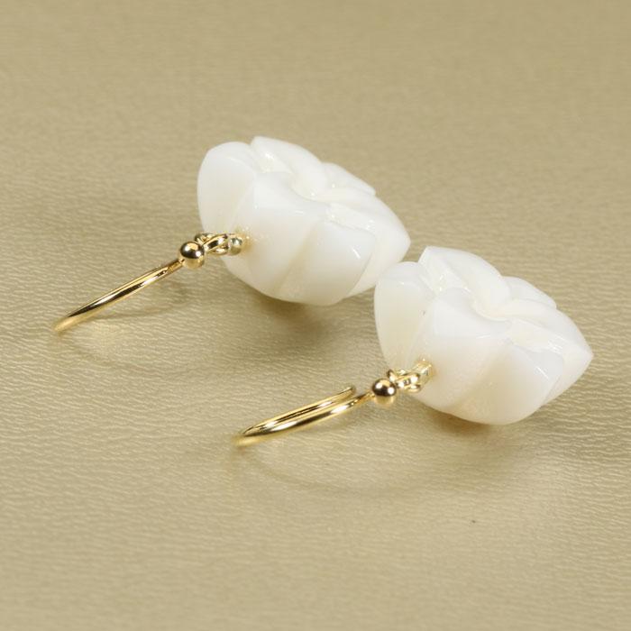 天然珊瑚ピアス　k18 YG イエローゴールド　11mm 天然珊瑚ピアスk18 YG イエローゴールド11mm