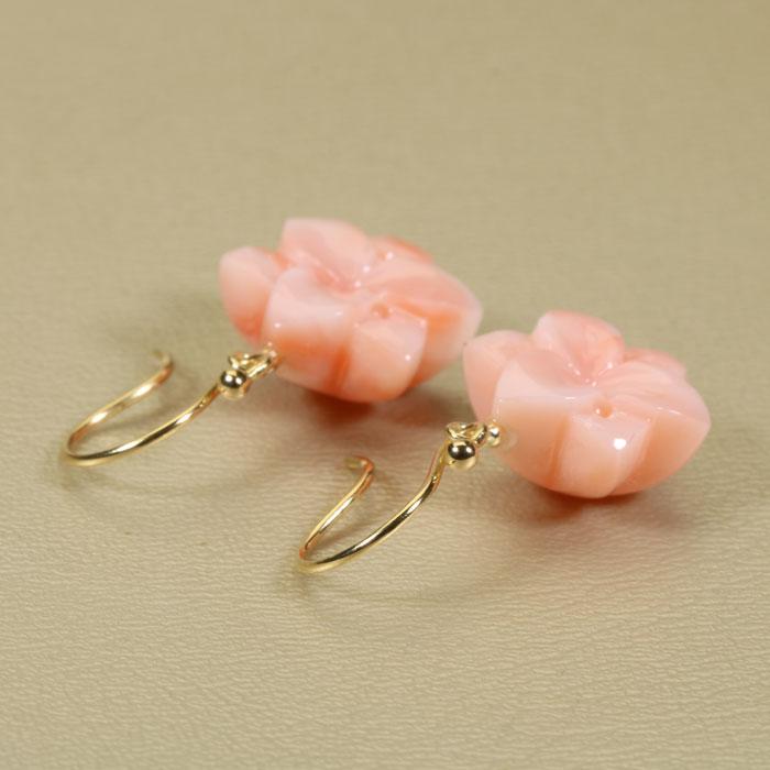 宝石珊瑚のSANSUI 揺れる ピアス フック ピンク 深海 珊瑚 ユリ 花 K18
