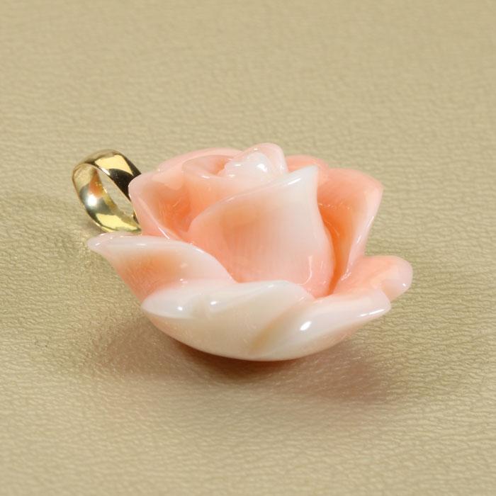 宝石珊瑚のSANSUI 桃珊瑚 スカッチ ネックレス ペンダント 薔薇 花 一