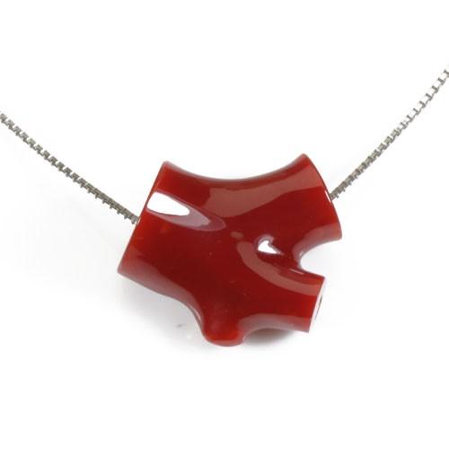 宝石珊瑚のSANSUI 血赤 珊瑚 ペンダント ネックレス 枝サンゴ K18  