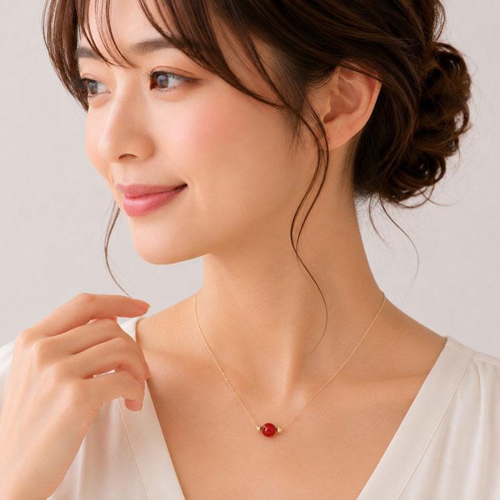 宝石珊瑚のSANSUI 血赤珊瑚 丸玉 スルー ネックレス ペンダント K18
