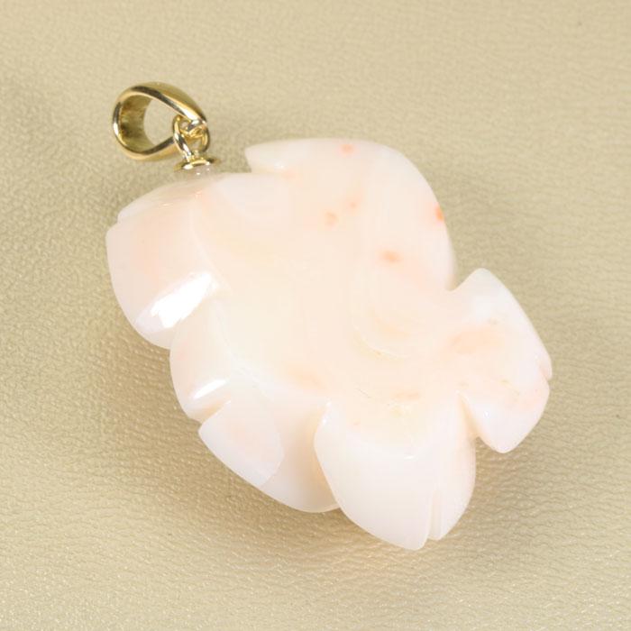 ミッド珊瑚 ピンク ペンダント 薔薇 バラ 花 K18 イエローゴールド 無染色 SANSUIの画像