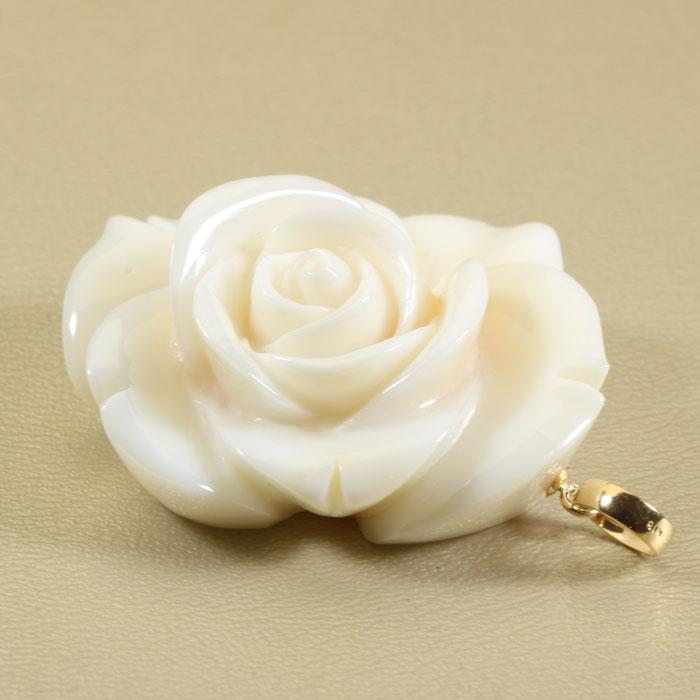 白珊瑚 ペンダント 薔薇 バラ ローズ 花 K18 イエローゴールド 無染色の画像
