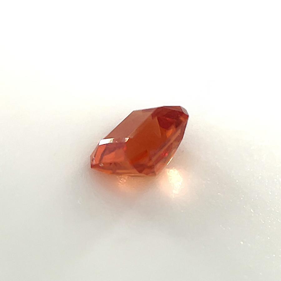 パキスタン産トリプライト ルース  0.438ct【品質保証書/宝石鑑別書付】の画像