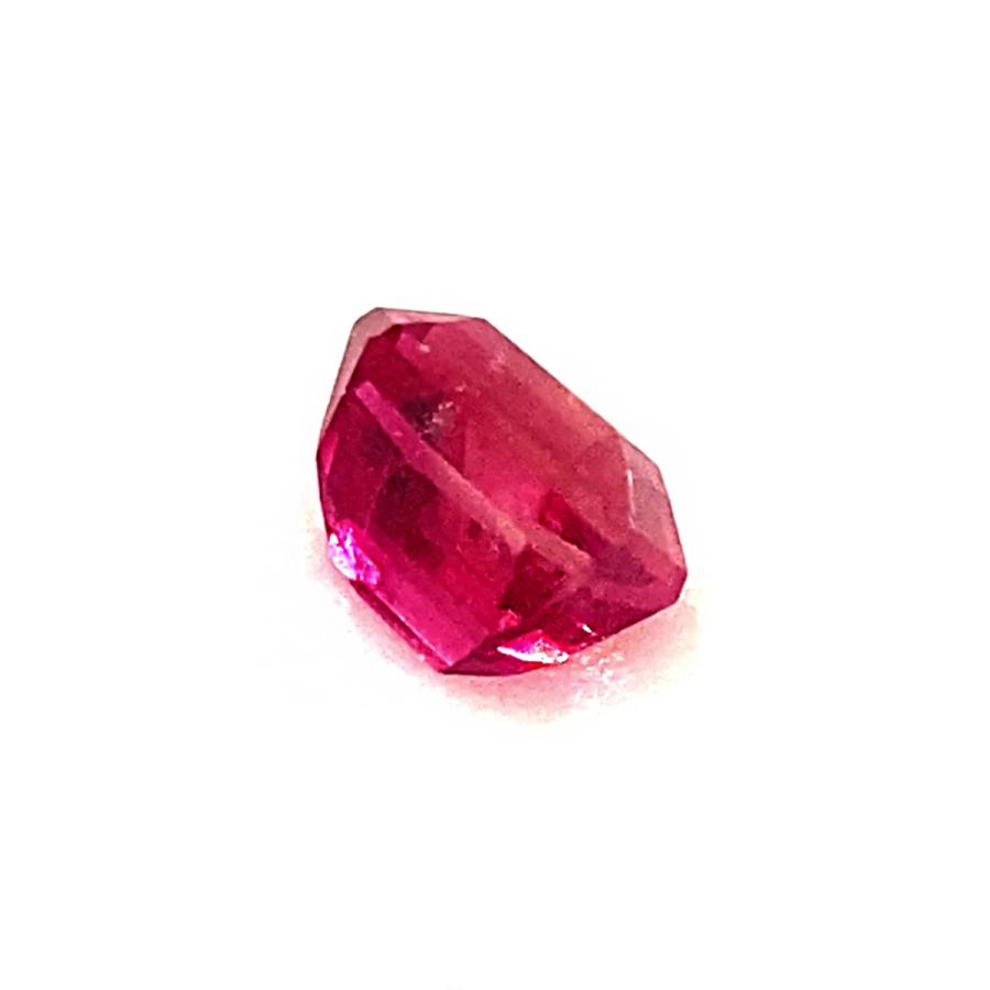 アメリカ産レッドベリル ルース 0.11ct【品質保証書付】の画像