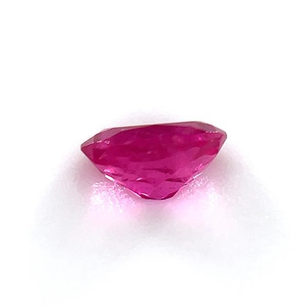 アメリカ産レッドベリル ルース 0.15ct【宝石鑑別書/品質保証書付】の画像