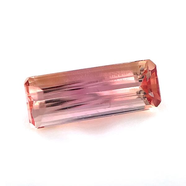 ブラジル産インペリアルトパーズ ルース 1.35ct【品質保証書/宝石鑑別書付】の画像