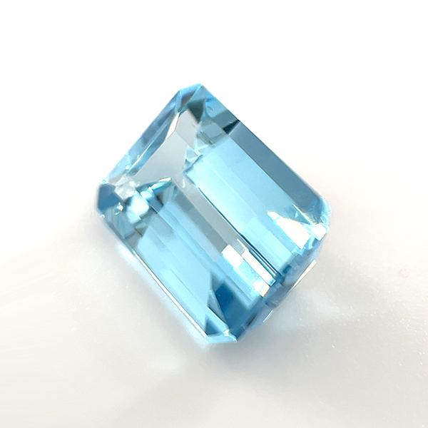 アクアマリン ルース 1.55ct【品質保証書/宝石鑑別書付】の画像