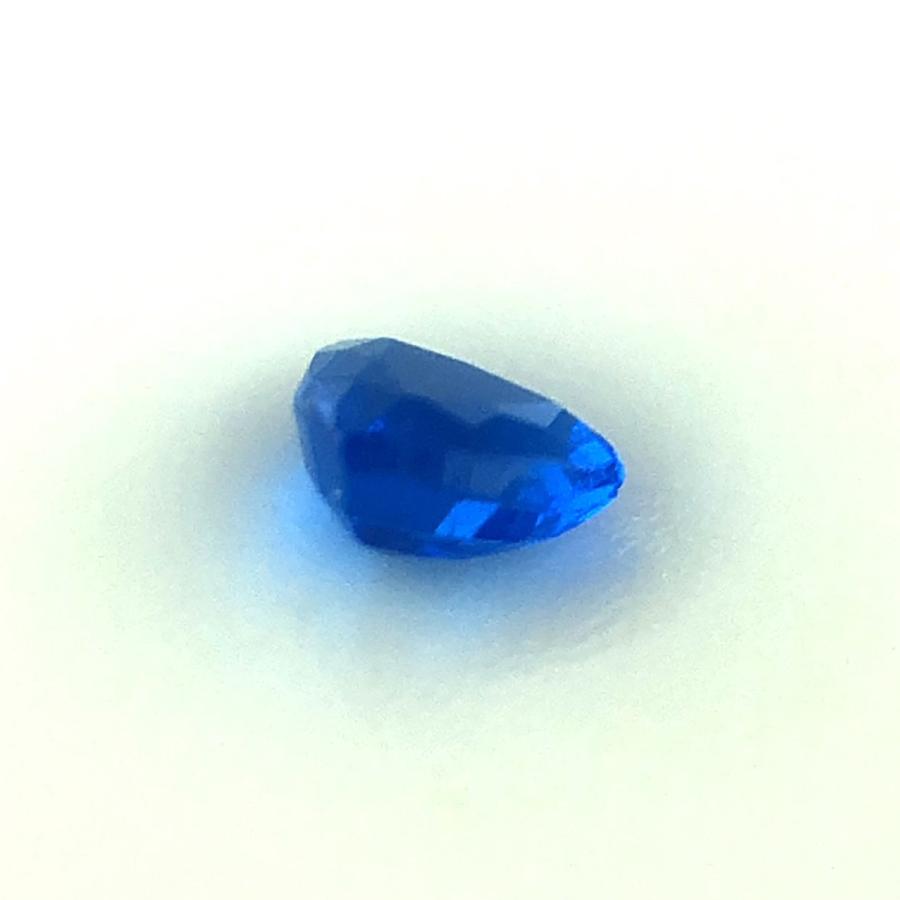 ドイツ産アウイナイト ルース 0.07ct【品質保証書付】の画像
