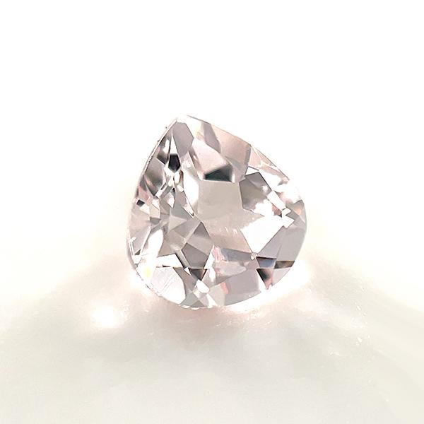 モルガナイト ルース 0.76ct【品質保証書付】の画像