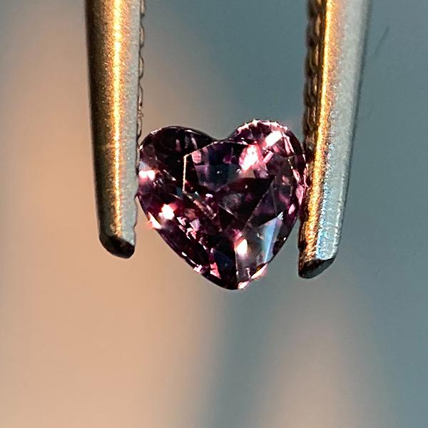ブラジル産アレキサンドライト ルース 0.13ct【品質保証書/宝石鑑別 