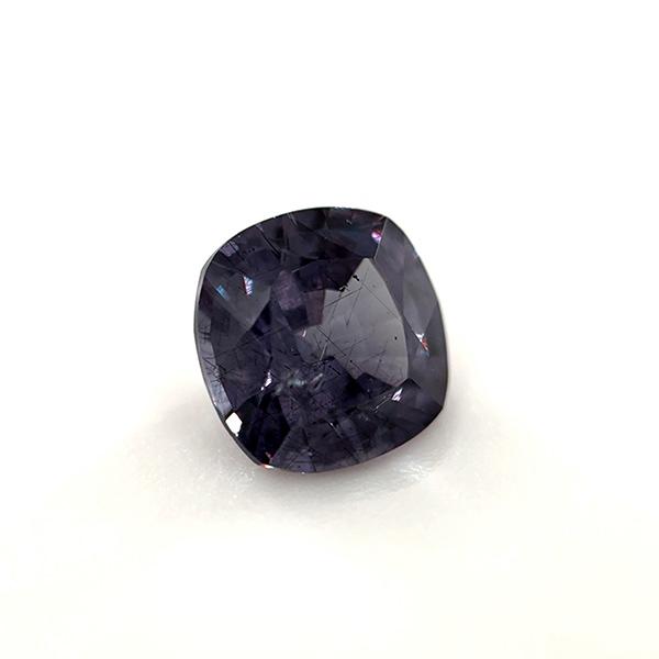 カラーチェンジガーネット ルース 0.66ct【品質保証書/宝石鑑別書付】の画像