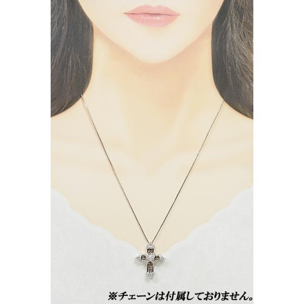 レ・エッセンシャル ブラウンダイヤモンド ペンダントトップ クロス 