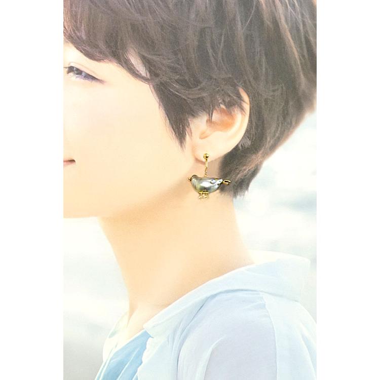 黒蝶ケシパール イヤリング K18YG 鳥 トリ とり バード 動物 アニマル  