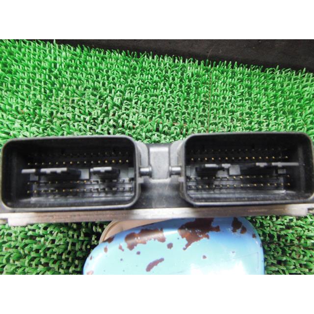 アルト DBA-HA25S エンジンコンピューター G Z2S 33910-82KS0