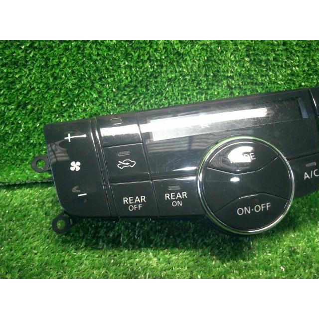 セレナ DAA-HC26 A/Cスイッチパネル ライダー ブラックライン S-ハイブリッド KH3  27500-1VA0A | セレナ | 02