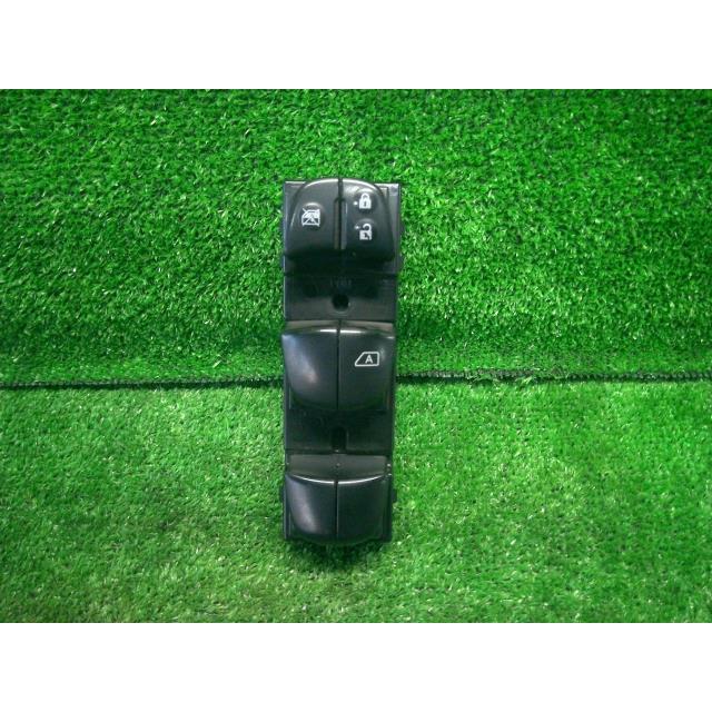 セレナ DAA-HC26 パワーウインドウスイッチ ライダー ブラックライン S-ハイブリッド KH3  25401-1VA7D | セレナ