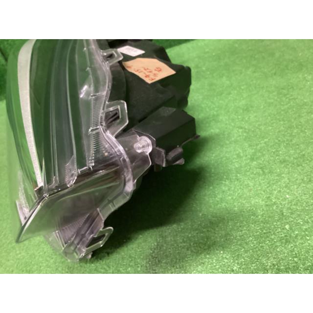 ライズ 5BA-A200A 右ヘッドランプASSY G 81110-B1700 F-4-15-4