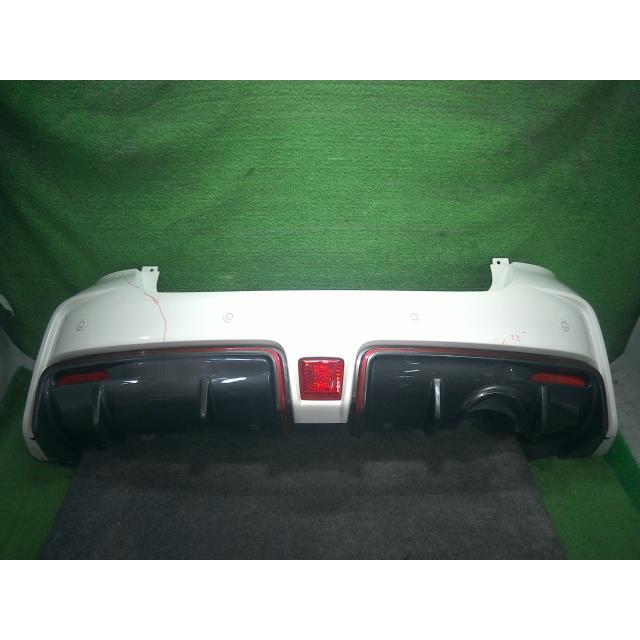 E12 ノートNISMO リアバンパーくカラーNO。QAB DBA-E12 E12