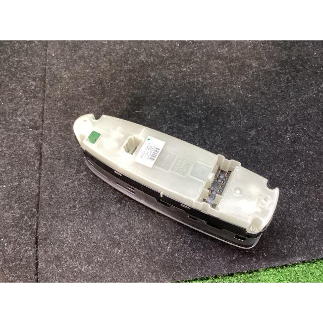 スカイライン（日産） スカイライン DAA-HV37 パワーウインドウ