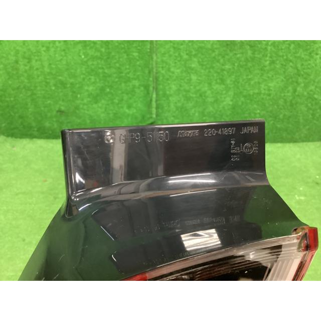 アテンザ LDA-GJ2FW 左テールランプ XD Lパッケージ 25D GHP9-51-160A 
