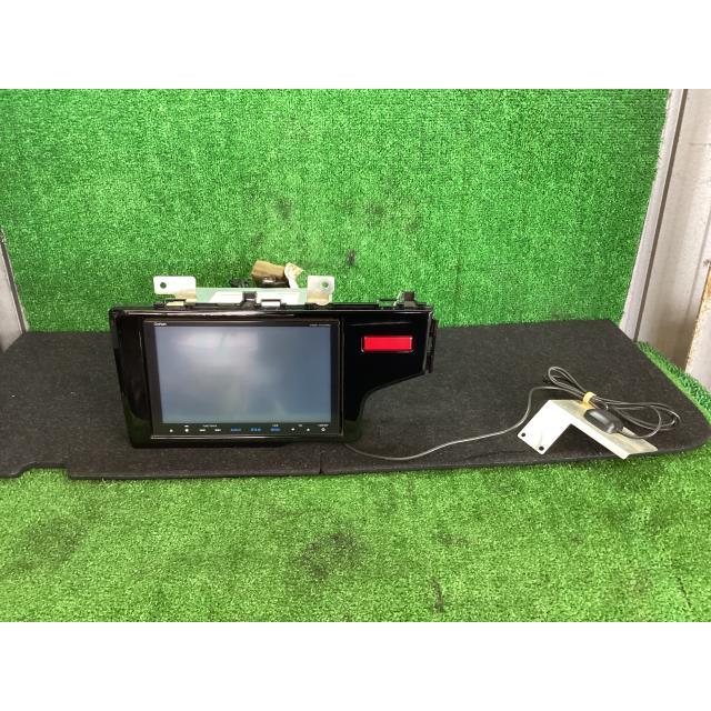 ホンダ フィット（GP5）ハイブリッド 8インチ純正ナビ VXM-145VFEi