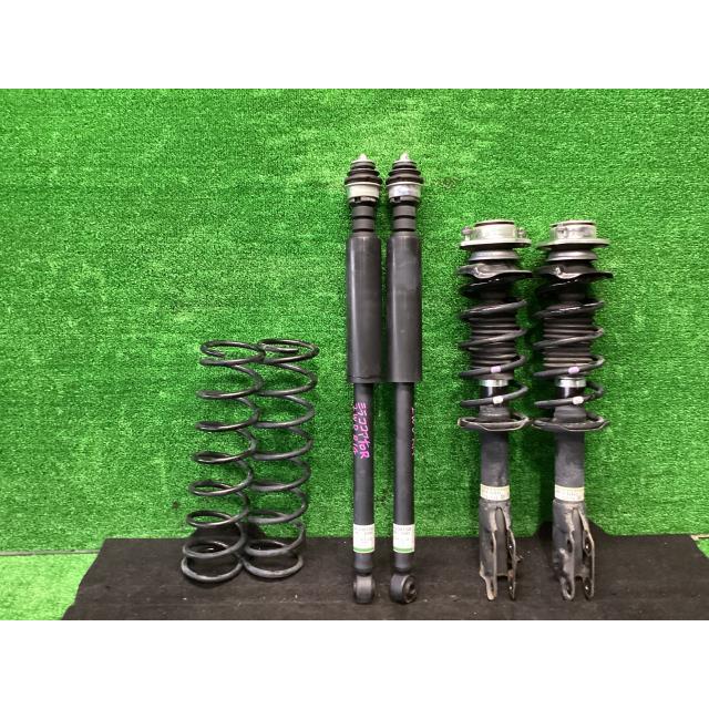 ミラ（ダイハツ） ミラココア DBA-L675S ストラット・アブソーバー