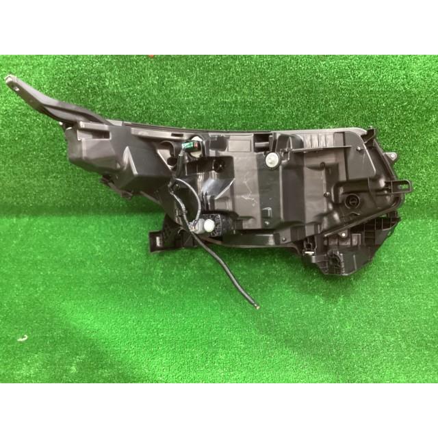 フリード 6AA-GT7 左ヘッドランプASSY E:HEVエアー EX 4WD NH830Mの画像