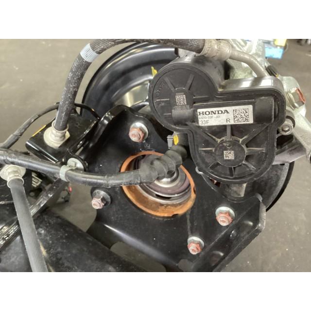フリード 6AA-GT7 RアクスルビームASSY E:HEVエアー EX 4WD NH830M  42100-33G-J00の画像