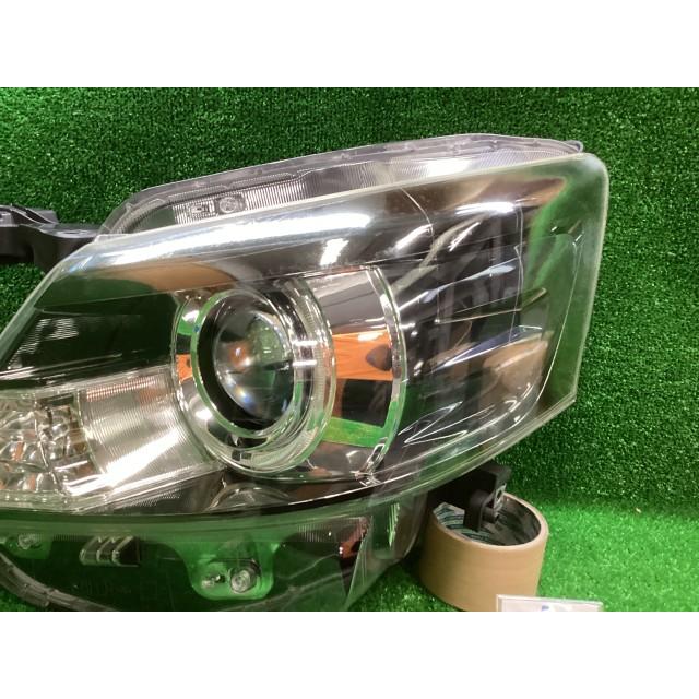 スペーシア DBA-MK32S 左ヘッドランプASSY カスタムXSリミテッド ZLB  35320-81M70の画像