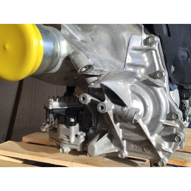 レヴォーグ DBA-VM4 オートマチックミッションASSY 1.6GTアイサイト 4WD 61K  31000AJ520の画像