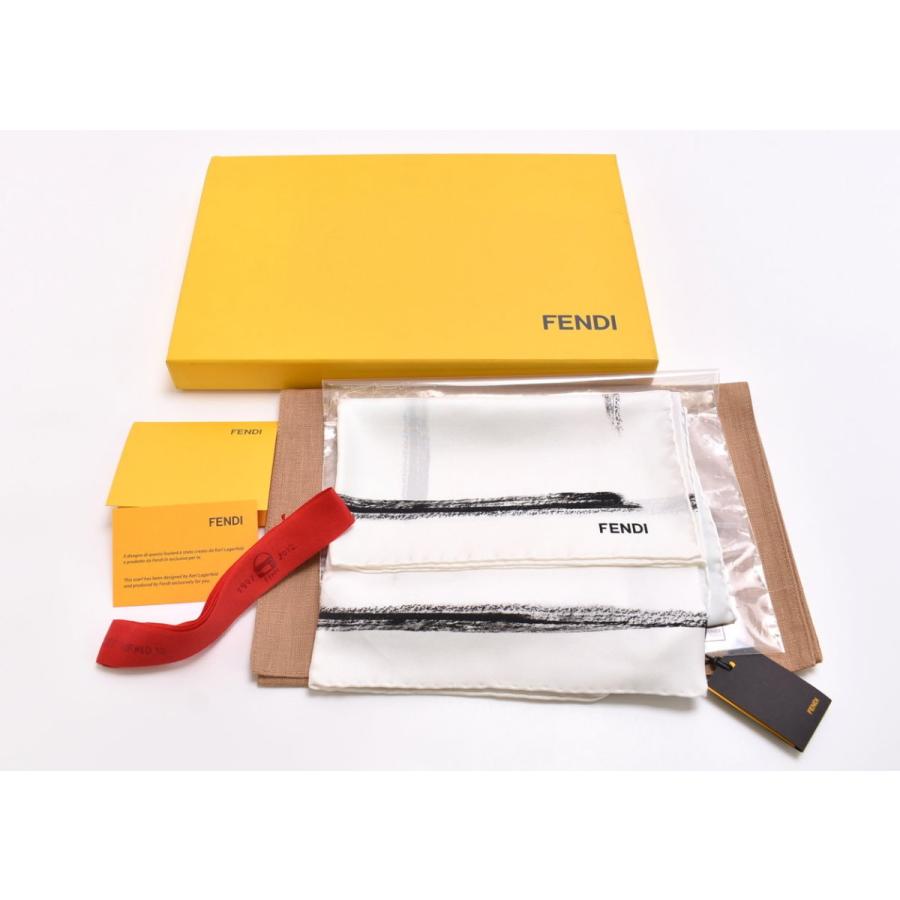 フェンディ FENDI スカーフ フーラード バゲットマニア FXT071