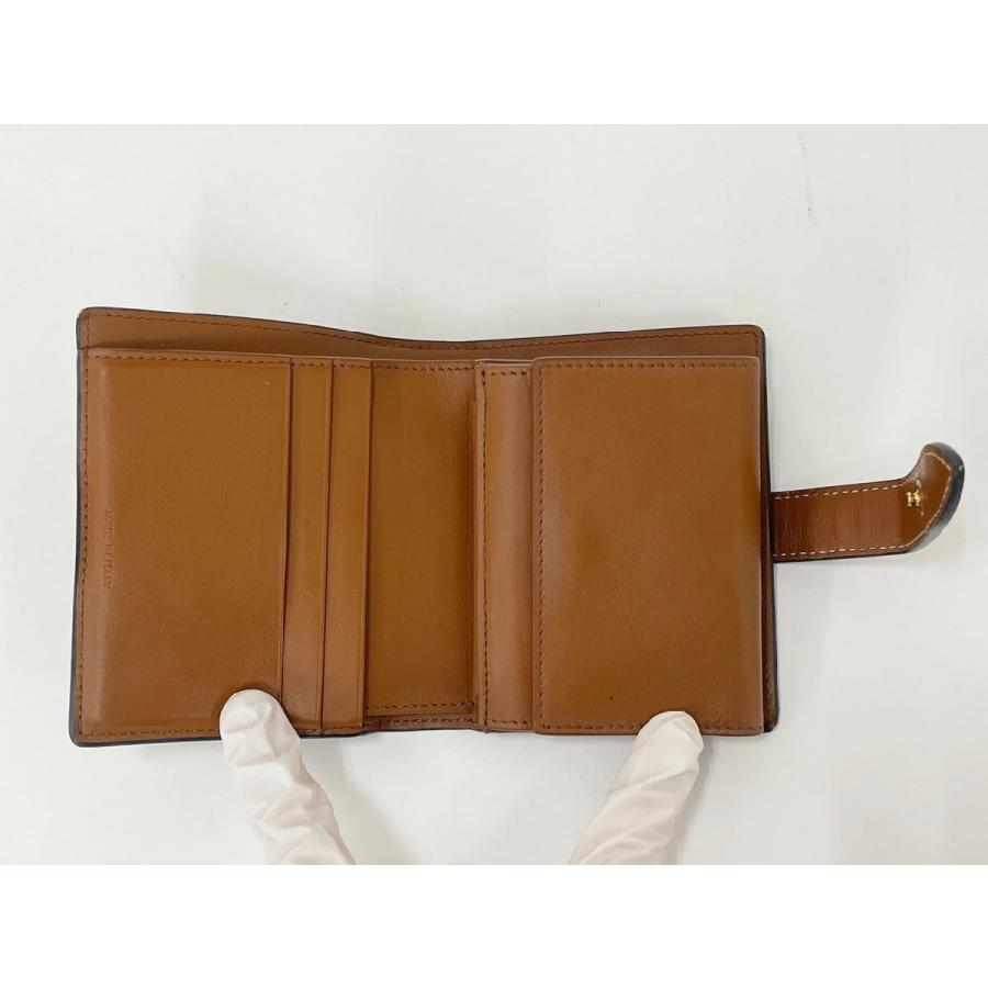 セリーヌ CELINE 二つ折り財布 トリオンフ スモールストラップウォレット → 2602LA005 |  | 06