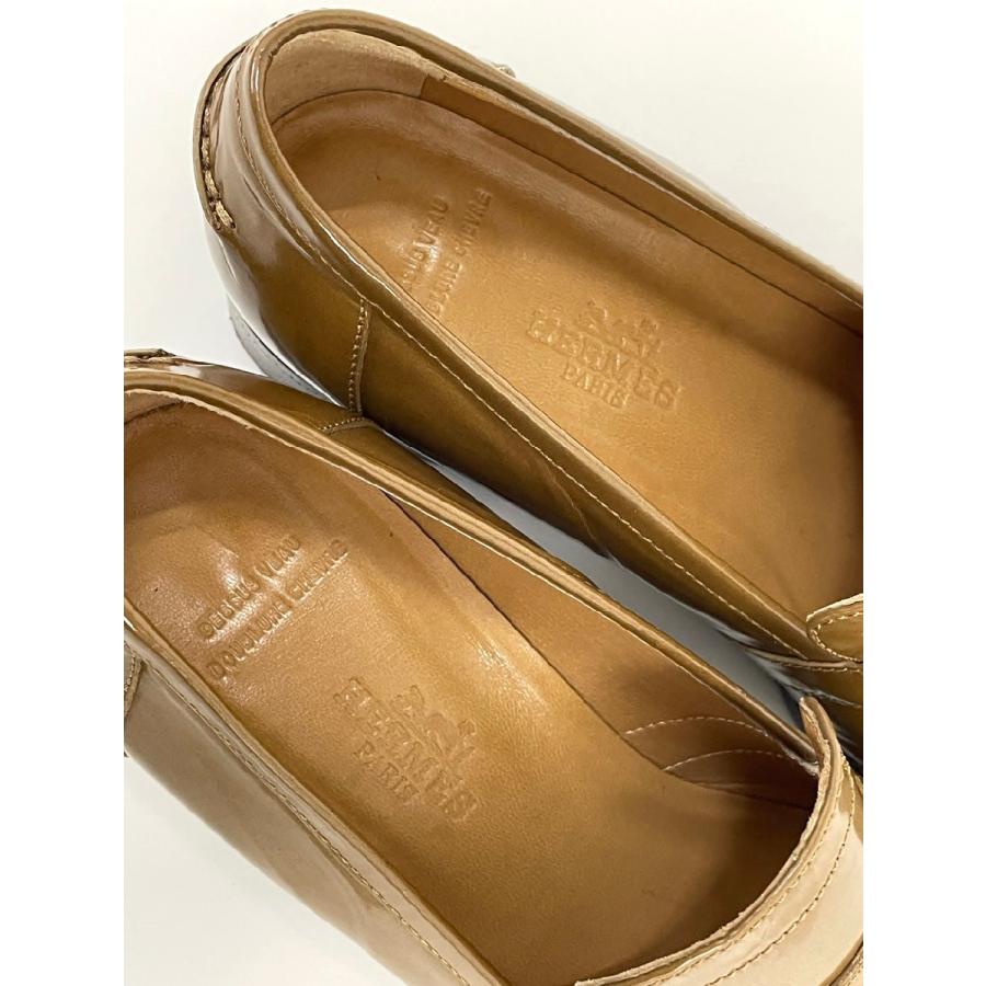 エルメス HERMES レディース ローファー 35 1/2 ブラウン系 保存袋 箱付き モカシン → 2602LA019 |  | 06