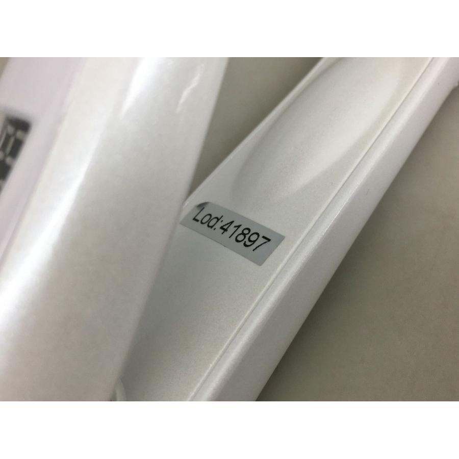 ストレートヘアアイロン 絹女 LM-125 キヌージョ KINUJO 10段階温度調整機能付き 2602LS218 |  | 05