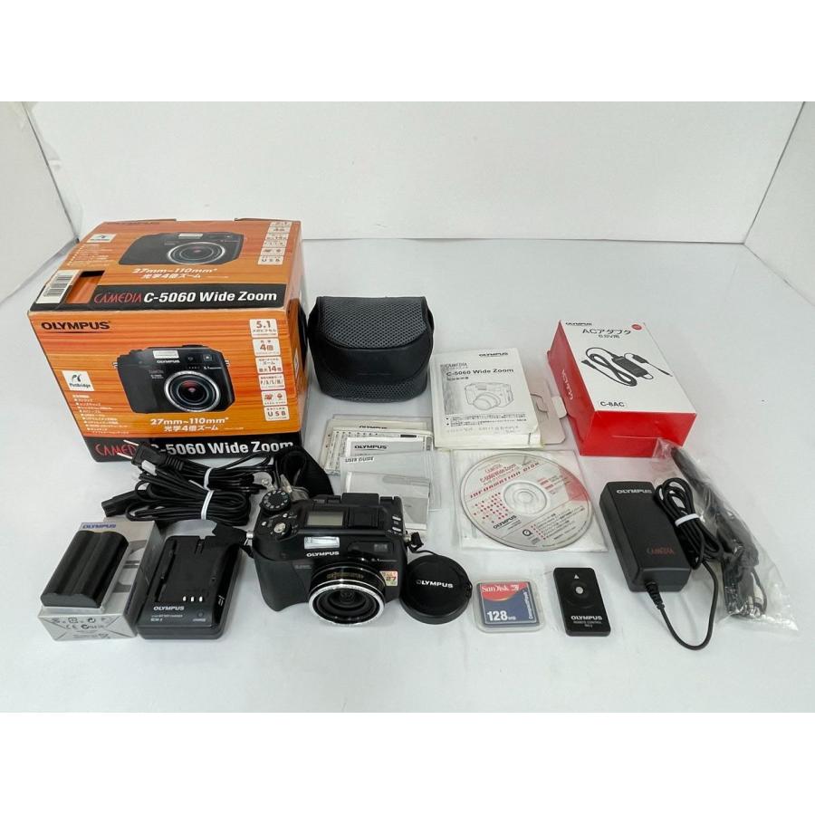デジタルカメラ CAMEDIA C-5060 ブラック 光学ズーム4倍 オリンパス OLYMPUS 500万画素 Wide Zoom 2602LT082 |  | 01