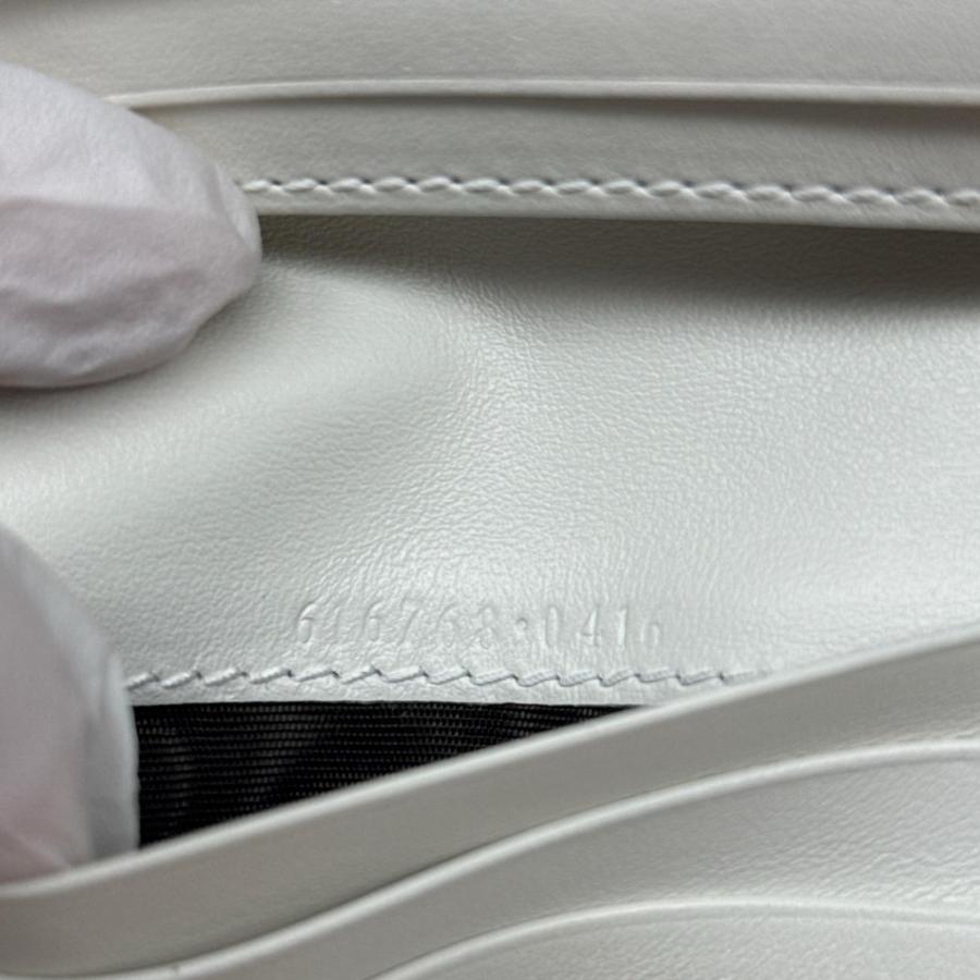 二つ折り財布 GUCCI グッチ ディズニーコラボ GGマーモント カード