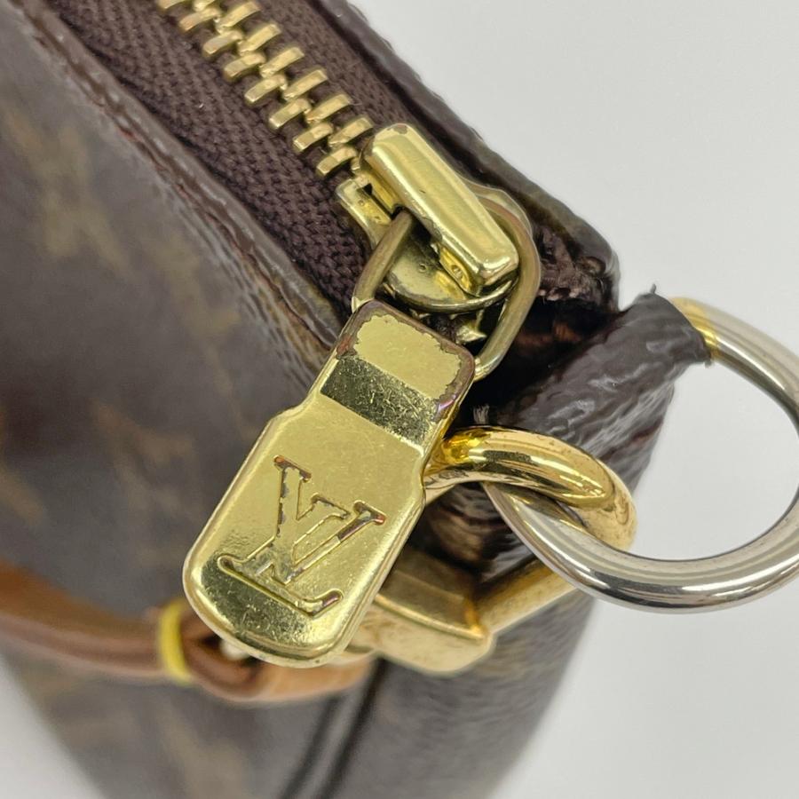 LOUIS VUITTON（ルイ・ヴィトン） モノグラム ポーチ ポシェット