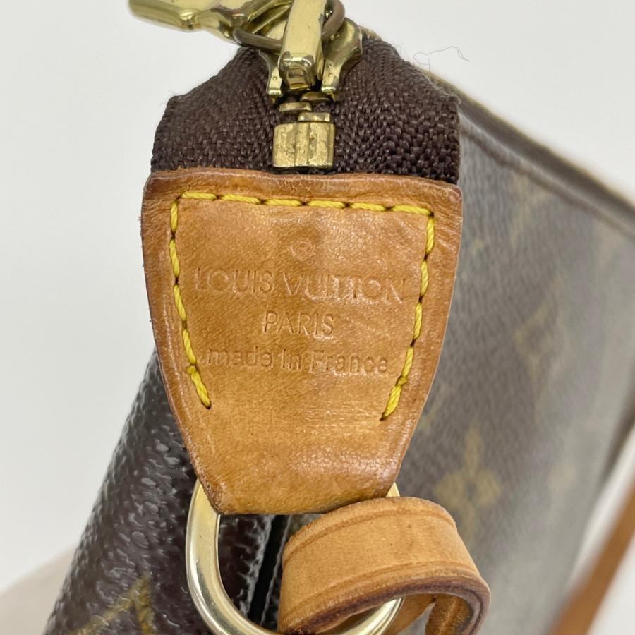LOUIS VUITTON（ルイ・ヴィトン） モノグラム ポーチ ポシェット