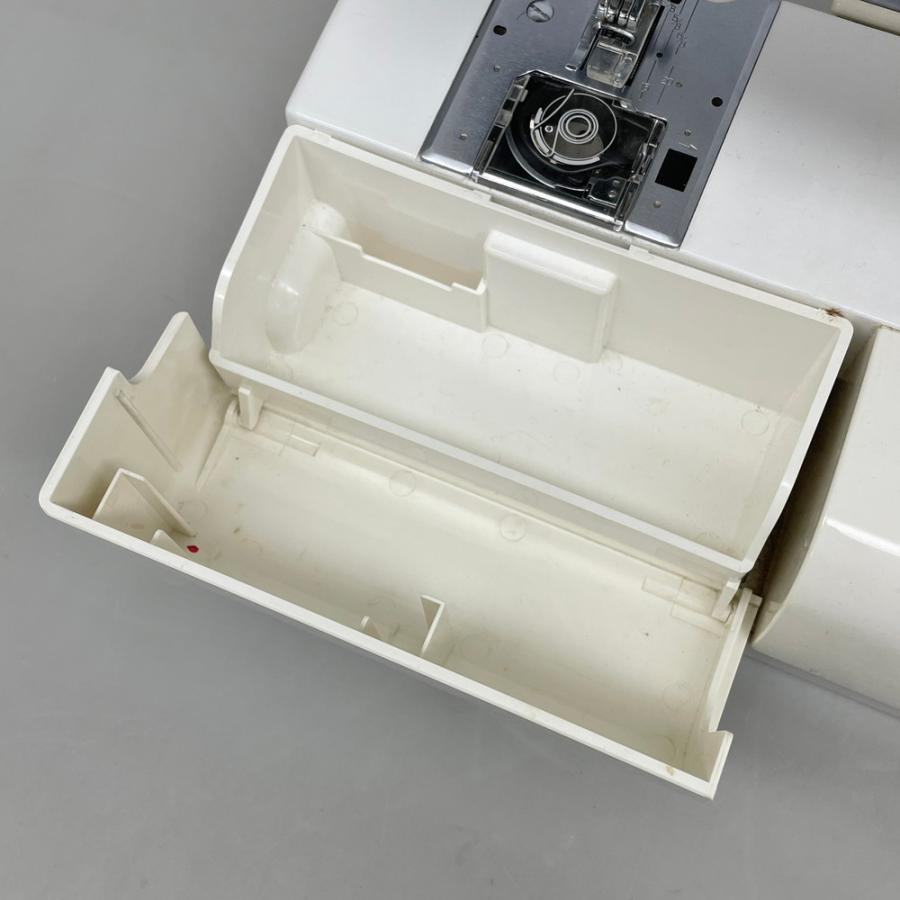 ジャノメ JANOME コンピューターミシン SECIO セシオ 8100 |  | 06